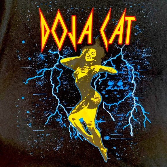 Doja Cat Graphic T-Shirt - Size Large - NWT - Picture 2 of 3